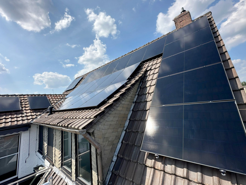 PTM Solar Referenz Solaranlagen auf dem Dach in Minden