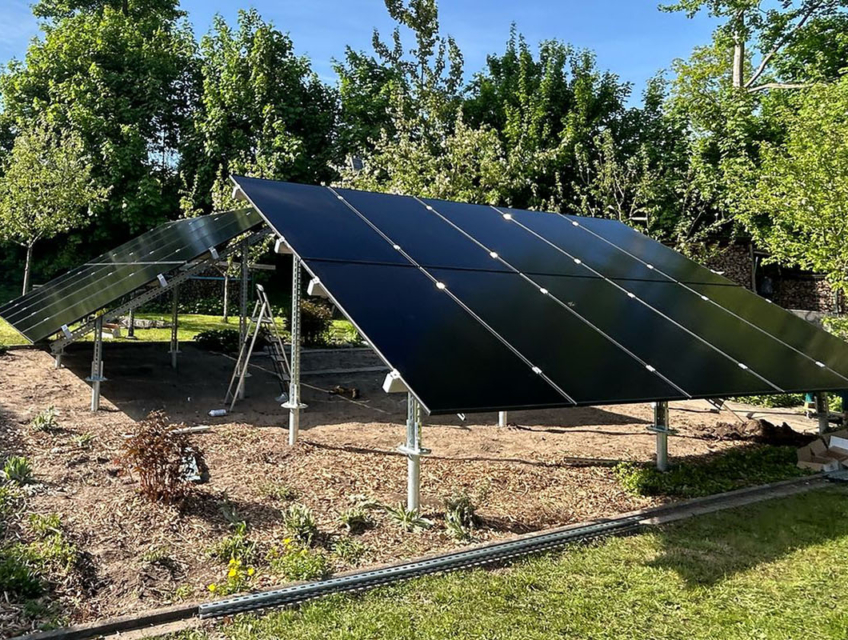 PTM Solar Referenz Freifeld Solaranlage