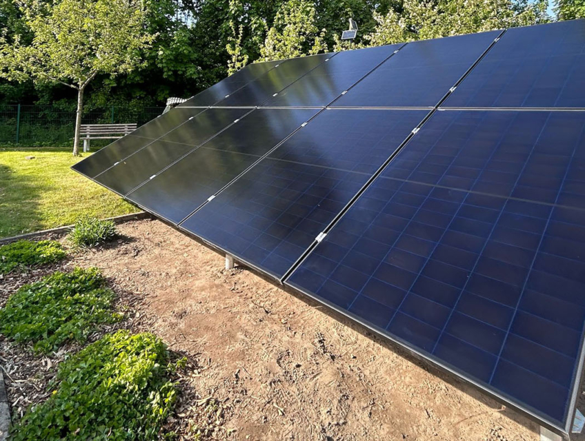 PTM Solar Referenz Freifeld Solaranlage